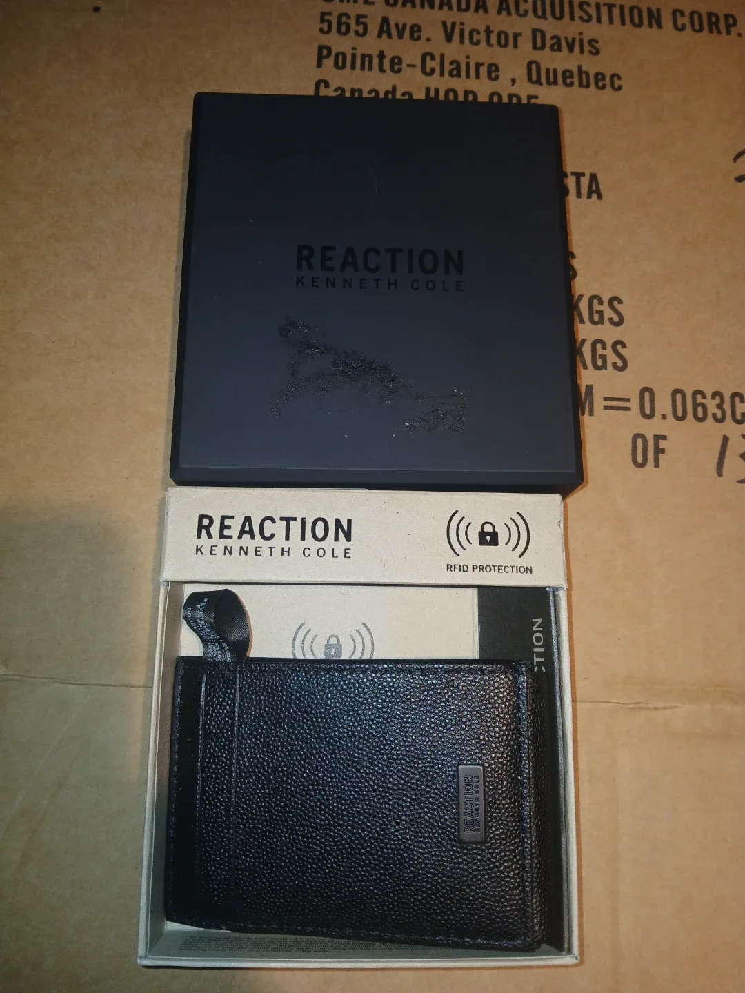 Reaction Kenneth Cole Black Wallet with RFID Protection