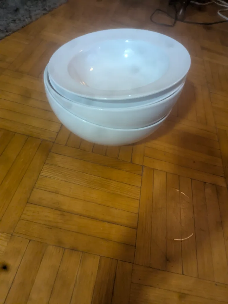 Set of White Bowls and Plates image indicator(6)