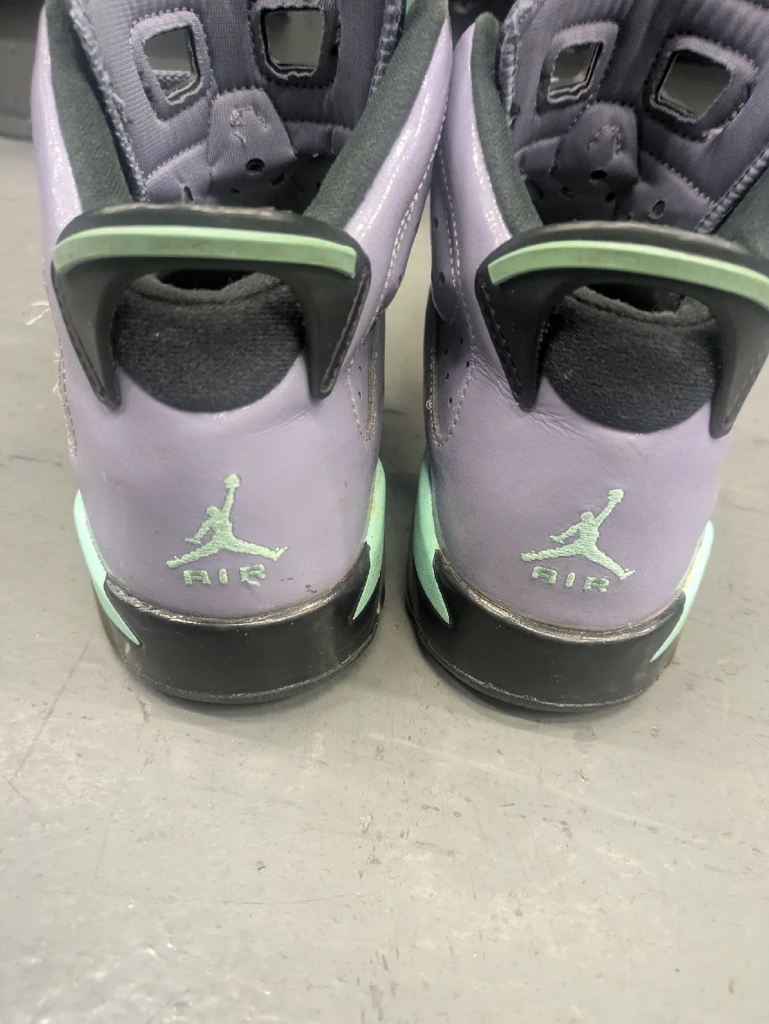 Jordan 6 Retro Iron Purple Bleached Turquoise Size 7Y image indicator(2)
