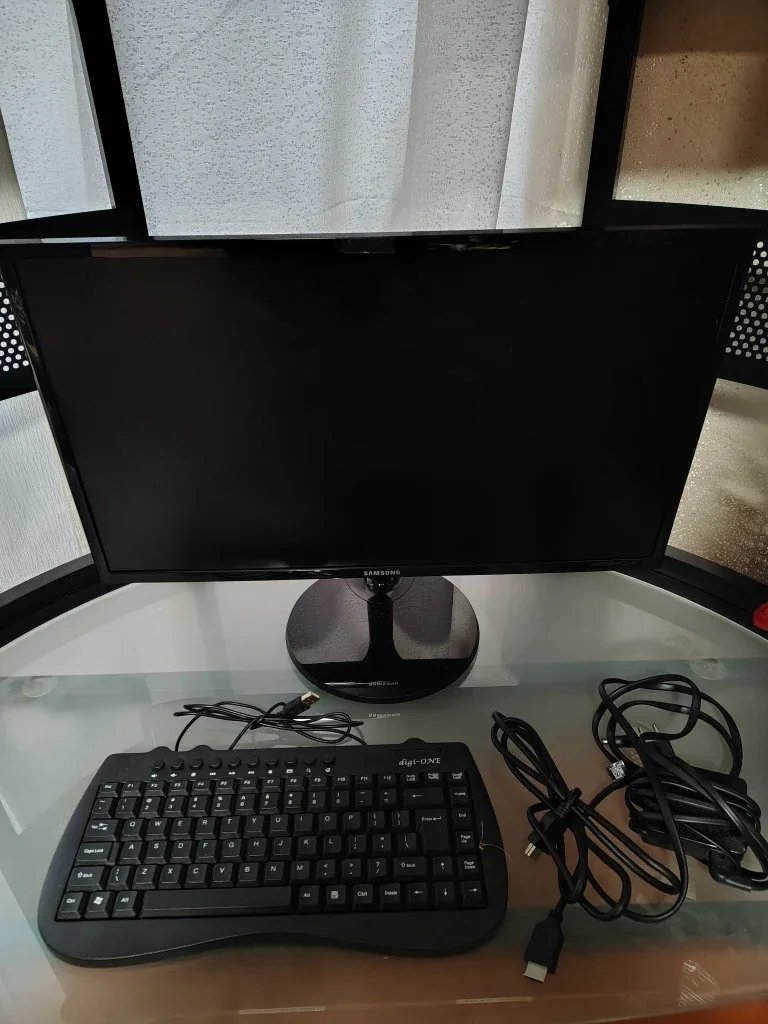 Samsung S24A400BHN 24-inch Monitor