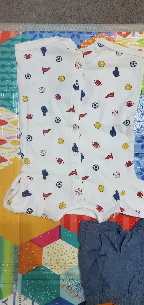 Carter's Baby Clothes Lot - 9M image indicator(7)