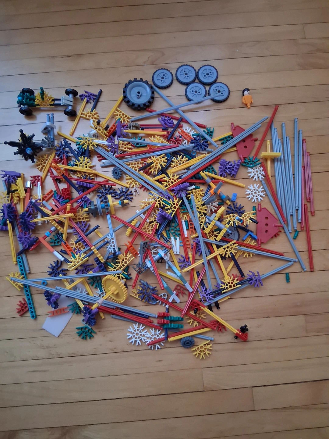K'NEX Building Toy Pieces Lot