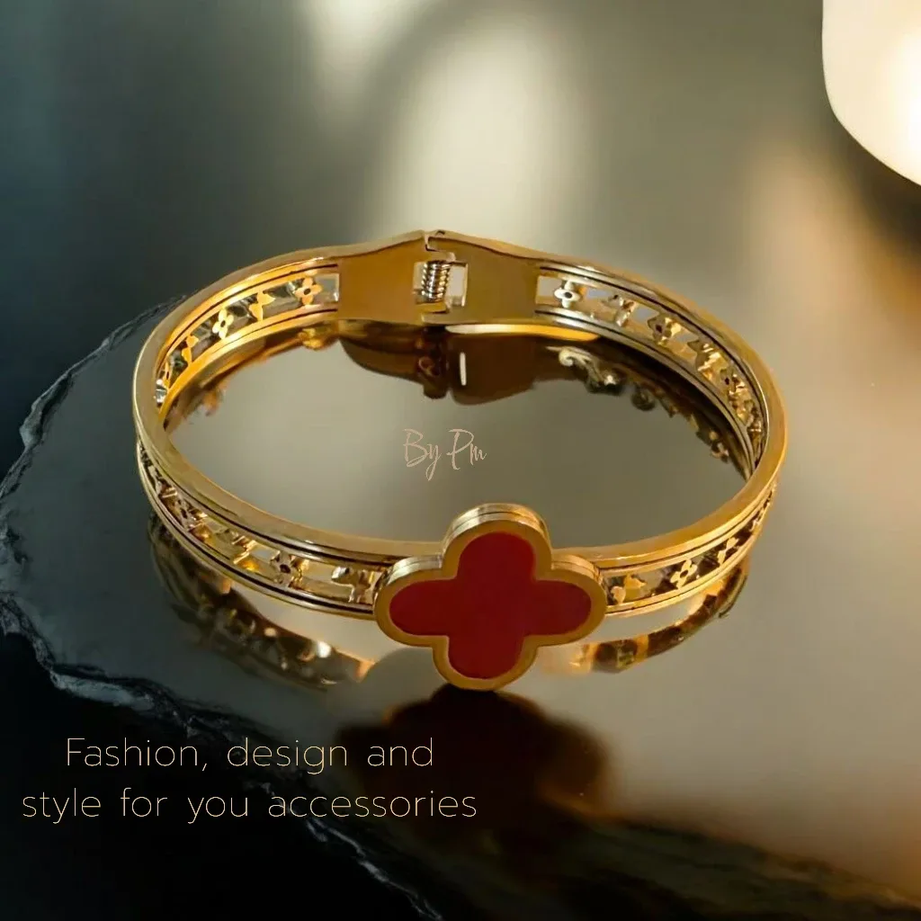 Clover Bangle Bracelet - Gold & Red image indicator(6)