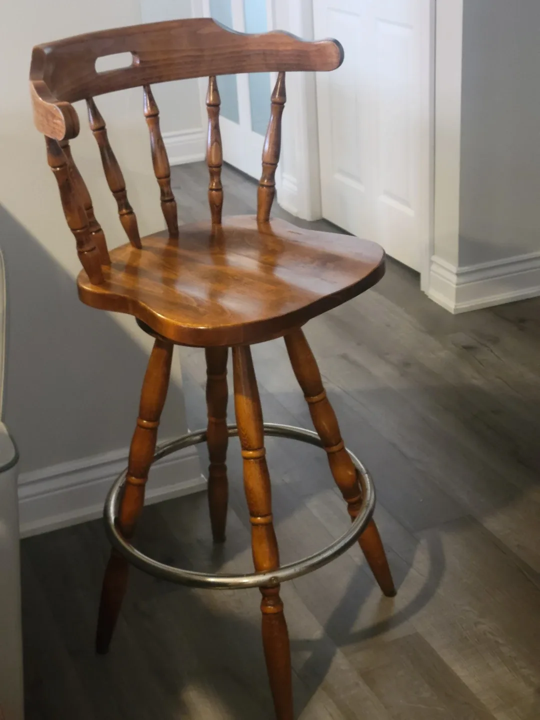 Maple Wood Swivel Bar Stool with foot ring image indicator(5)