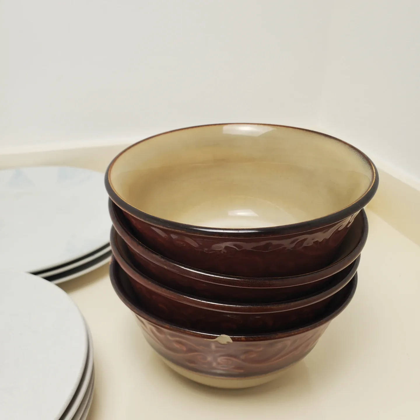 Free Assorted Plates and Bowls 🥕 image indicator(7)