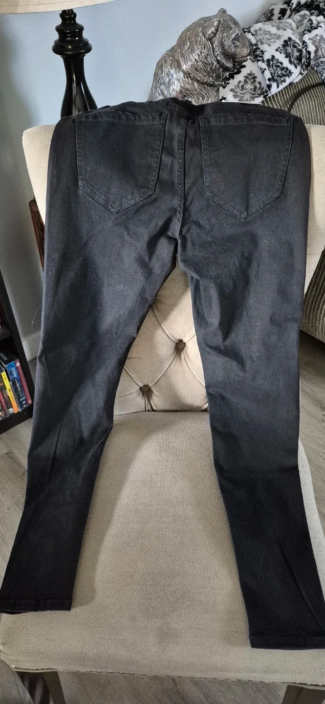 New Miami Stretchable Skinny Jeans - Size 03 image indicator(3)