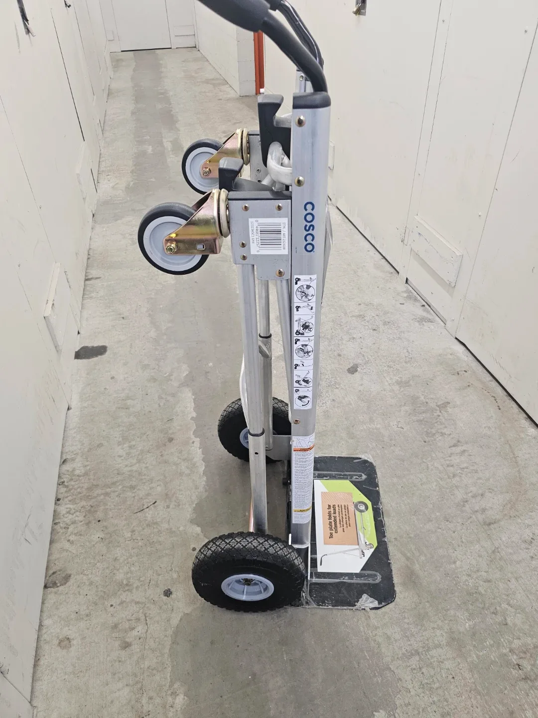 COSCO All-in-1 Convertible Hand Truck image indicator(2)