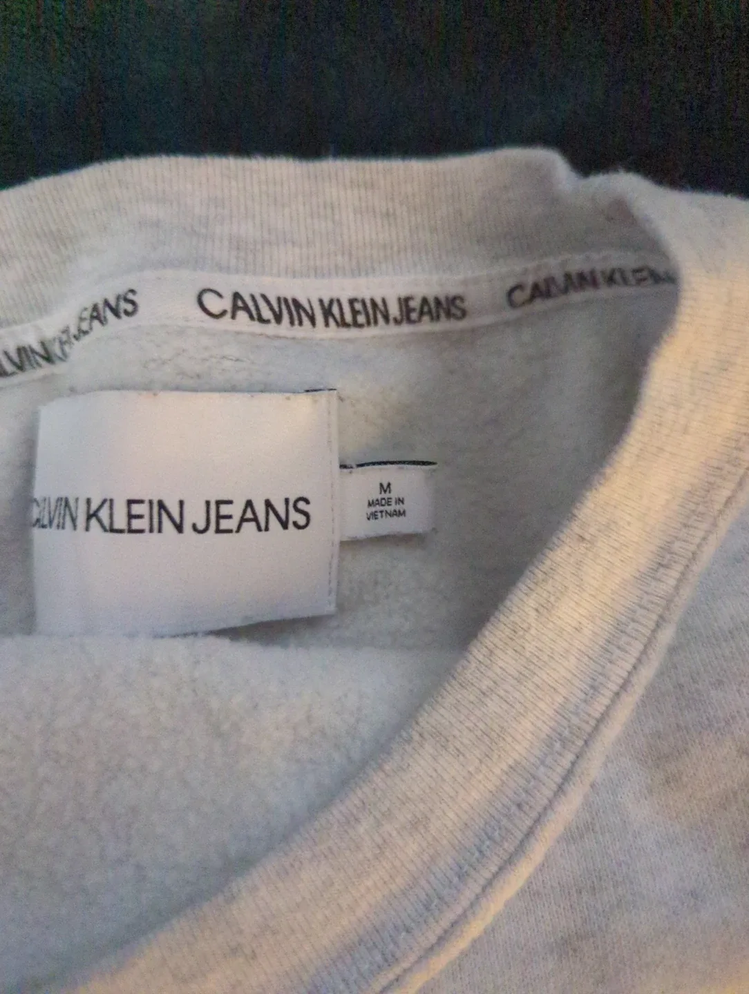 Calvin Klein Jeans Sweatshirt - Size M image indicator(2)