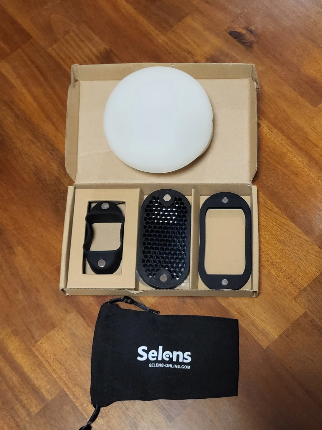 Selens Camera Flash Diffuser Kit - Like New! - photo 2