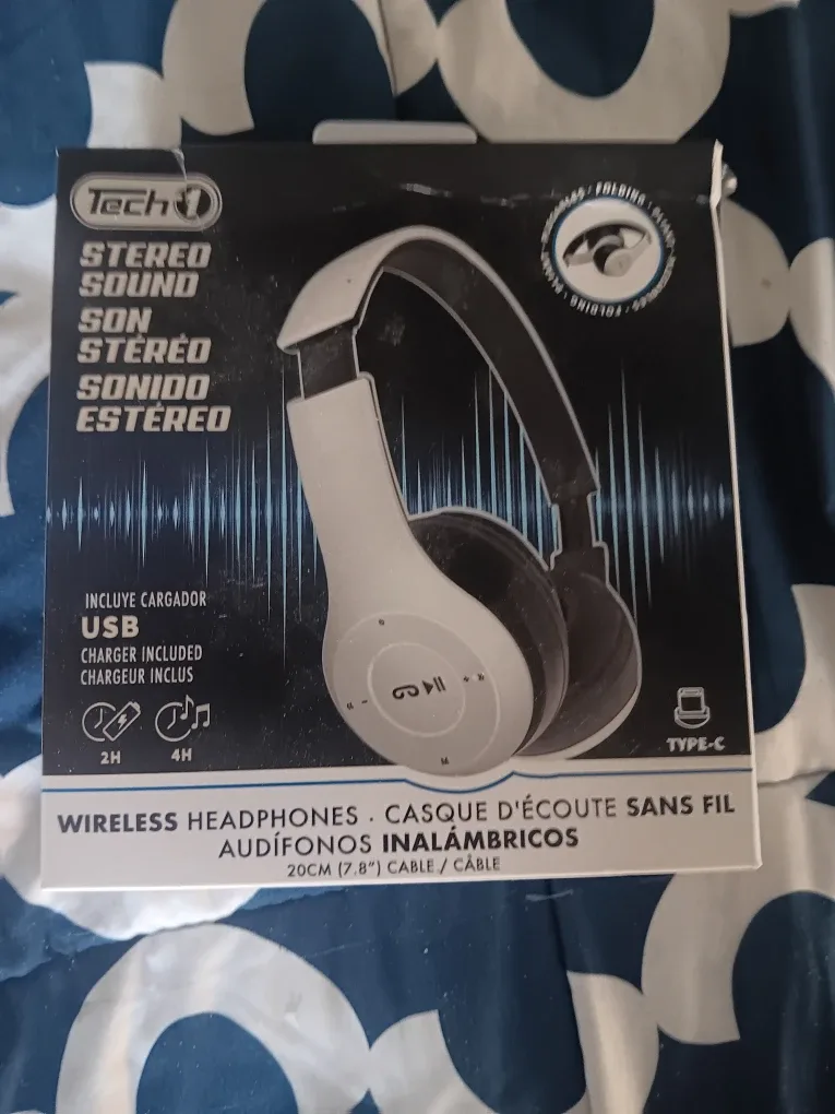 Tech1 Stereo Sound Wireless Headphones