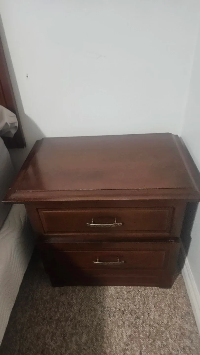 Wooden Bedroom Set - bed, nightstands & Dresser image indicator(2)