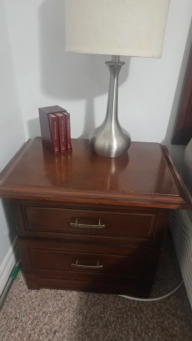 Wooden Bedroom Set - bed, nightstands & Dresser image indicator(3)