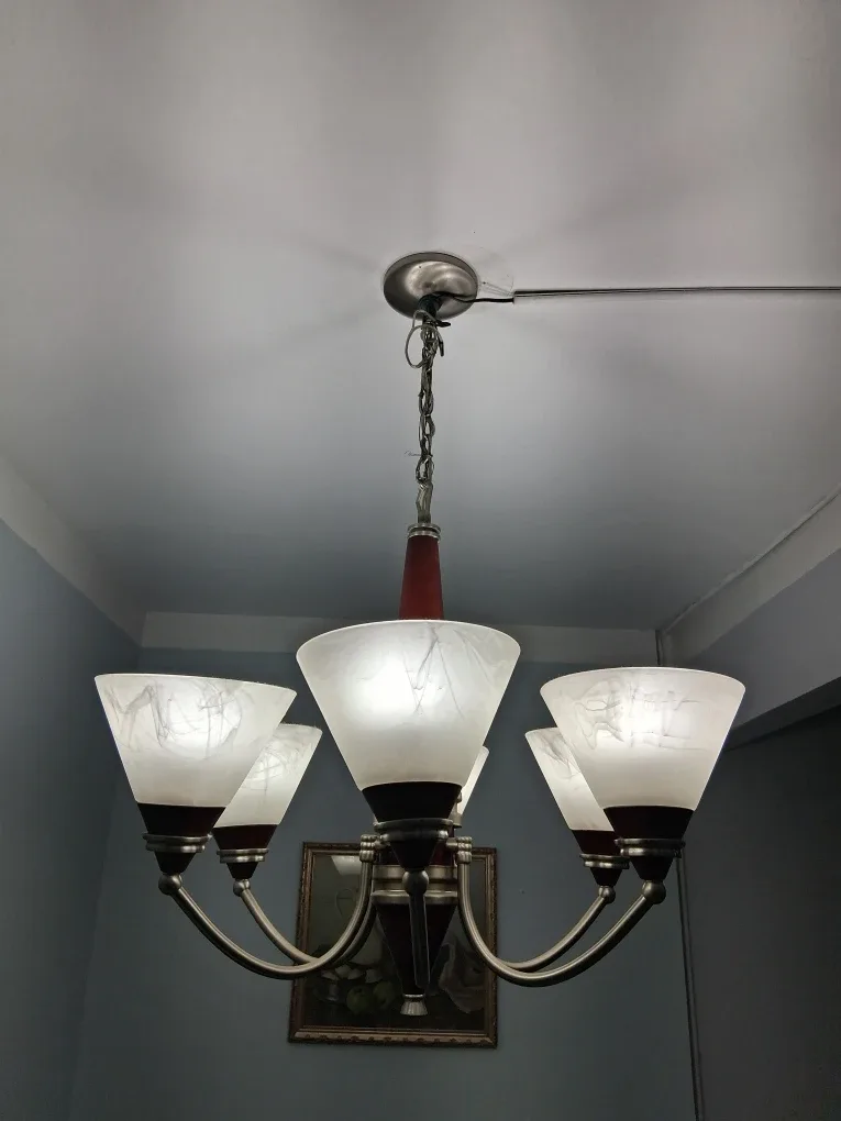 Chandelier - 5 Light image indicator(3)