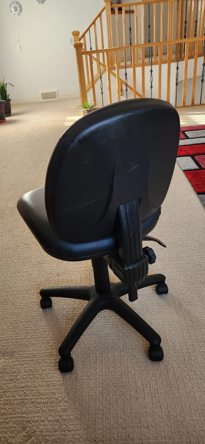 Black Office Chair - photo 2