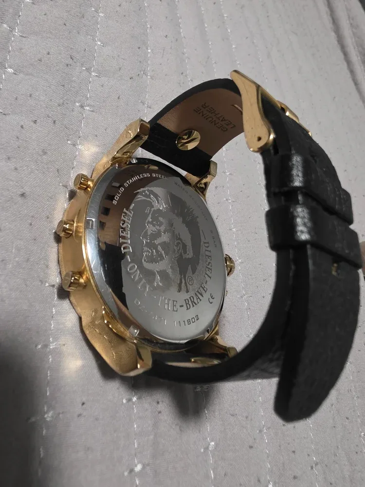 Diesel DZ7371 Mr. Daddy 2.0 Gold Watch image indicator(3)