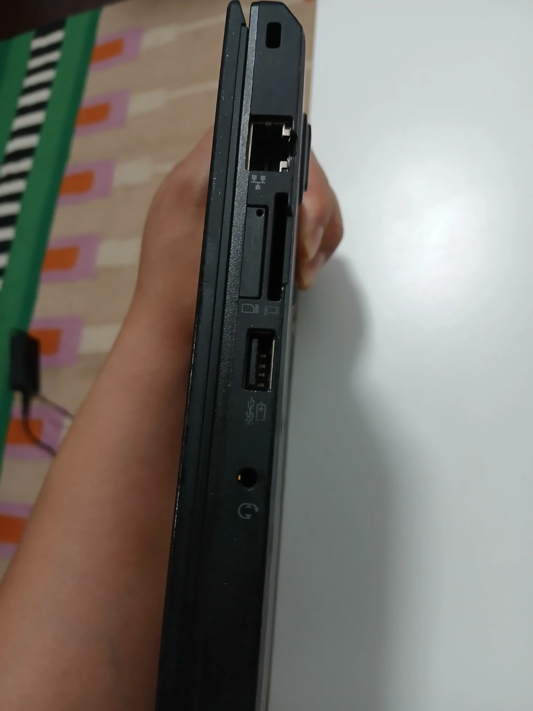 Lenovo ThinkPad X250 Laptop - photo 4