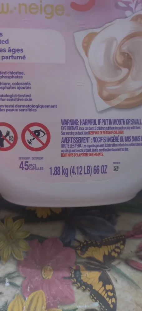 Ivory Snow Laundry Detergent Pods - 45 count image indicator(2)