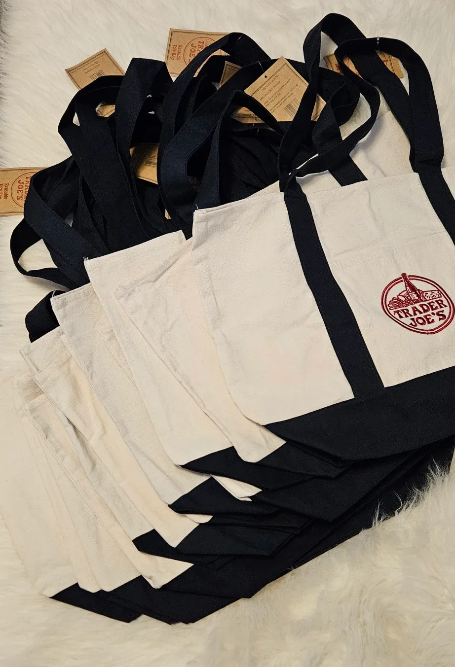 BNWT Trader Joe's Reusable Tote Bags image indicator(3)