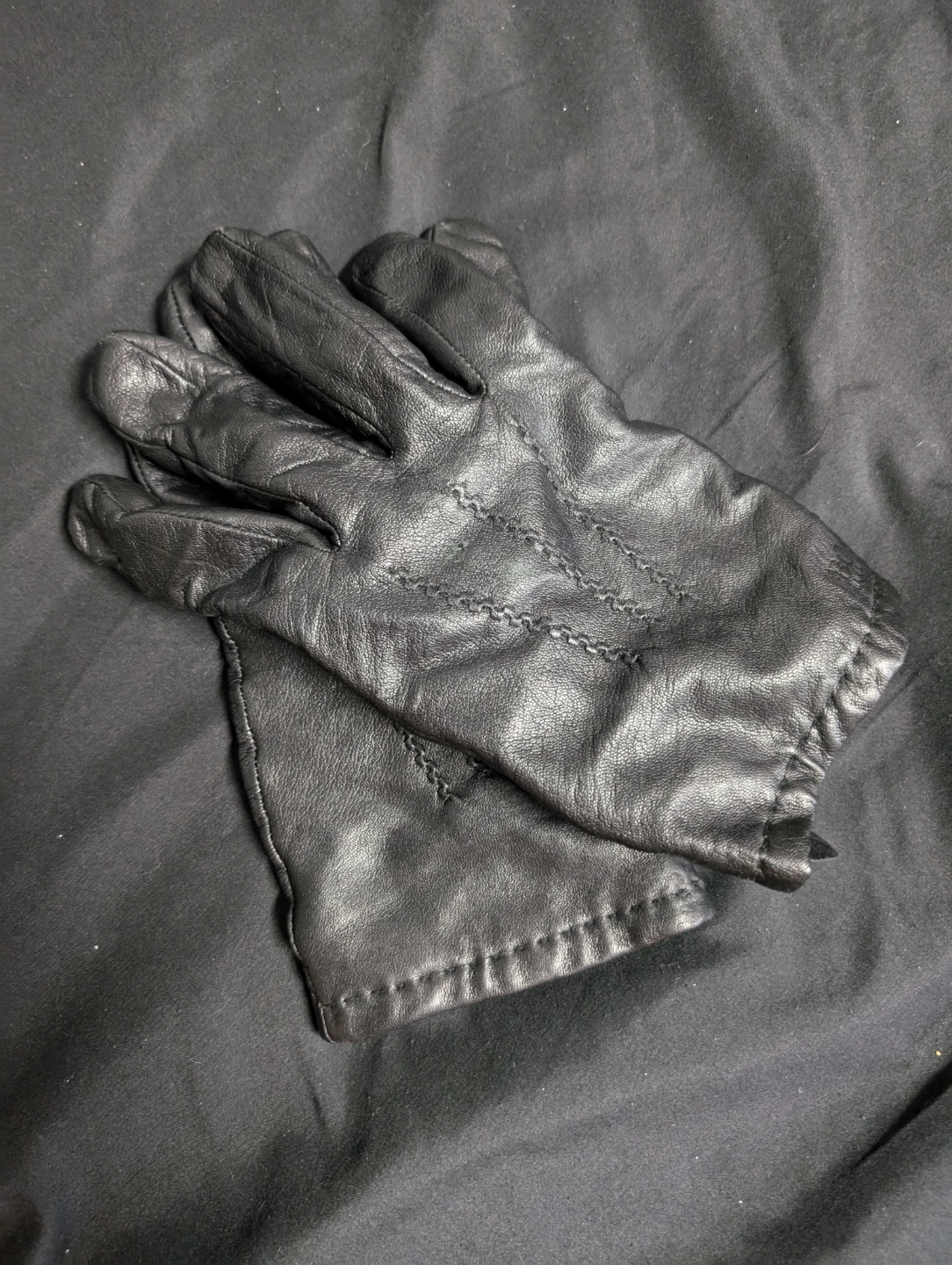 Hugo Boss Black Leather Gloves - photo 3