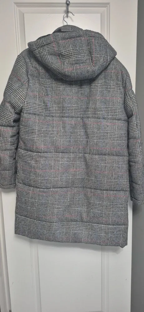 Guess Puffer Jacket, Size M image indicator(2)