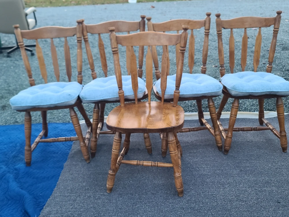 Dining Table And Set Of 5 Chairs - photo 3