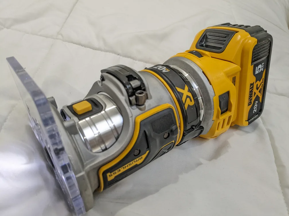 20V Max DeWalt XR Compact Router + 5AH XR Battery Pack image indicator(4)