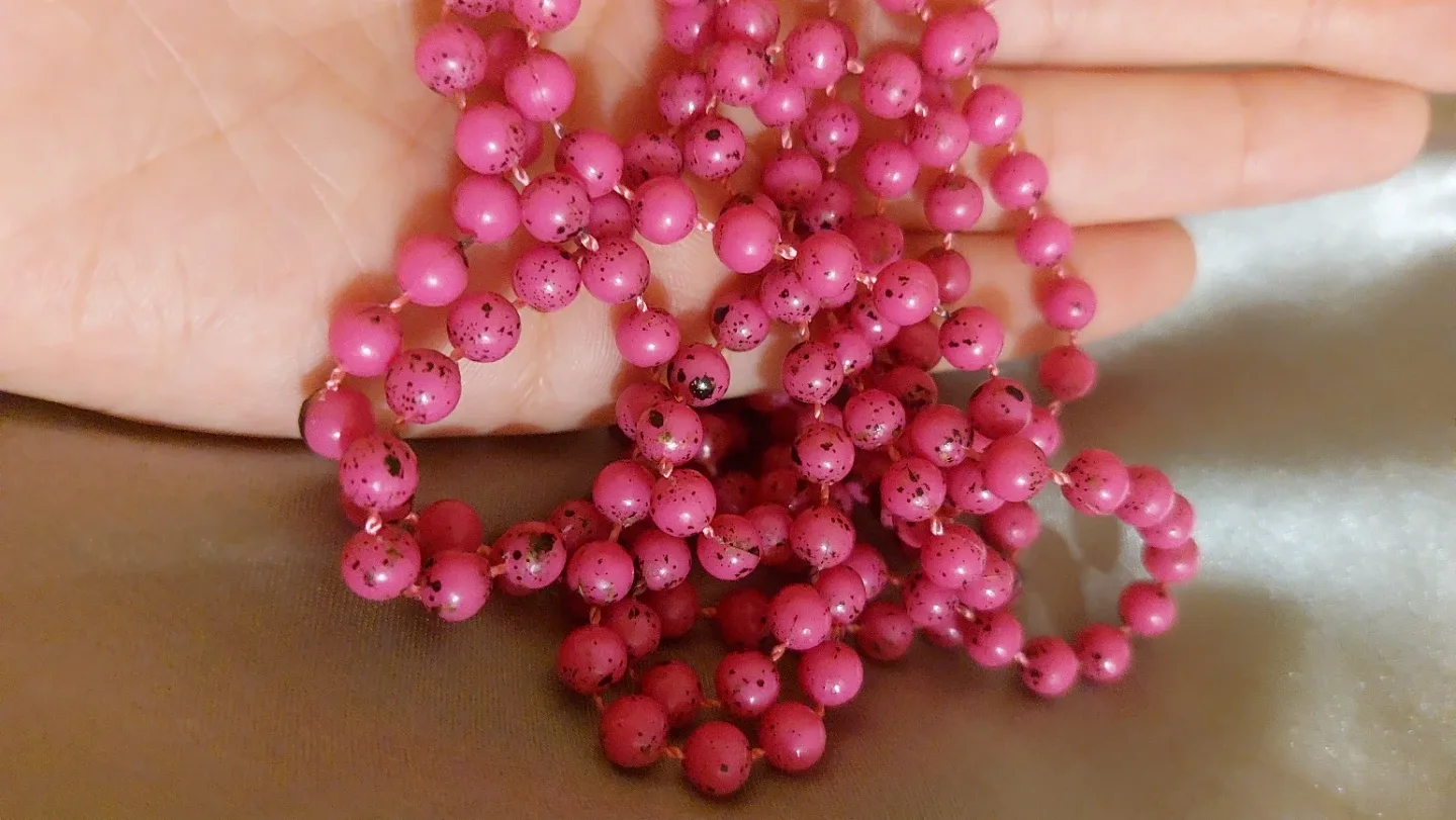 Pink Beaded Necklace thumbnail