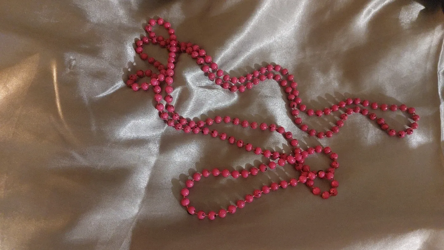 Pink Beaded Necklace image indicator(2)