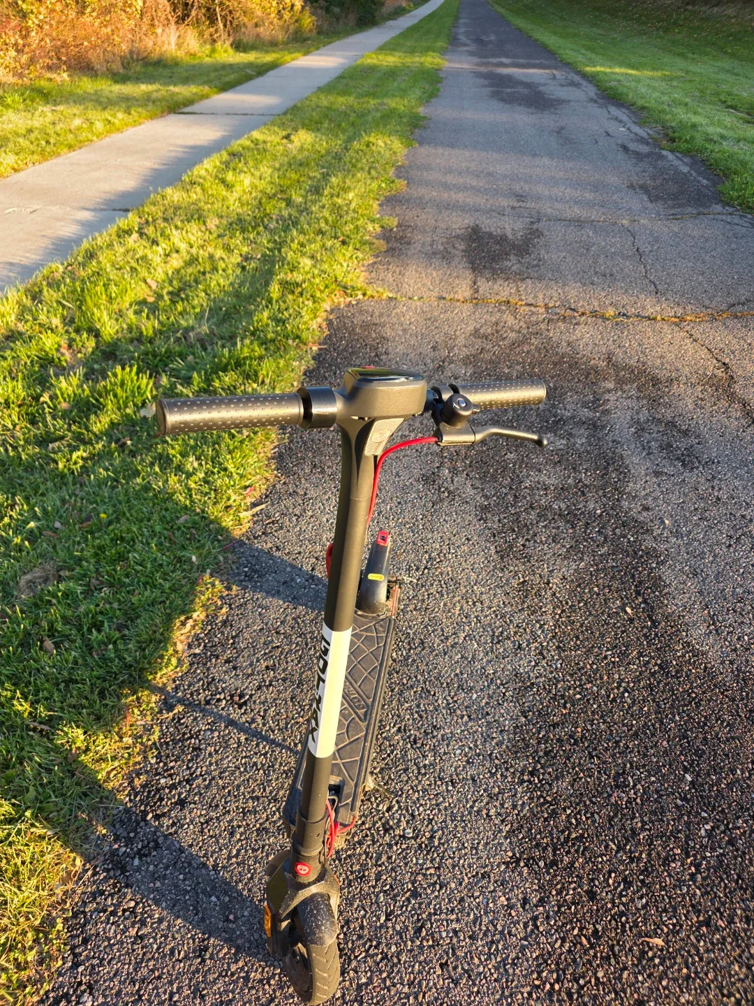 Gotrax Electric Scooter Apex XL image indicator(2)