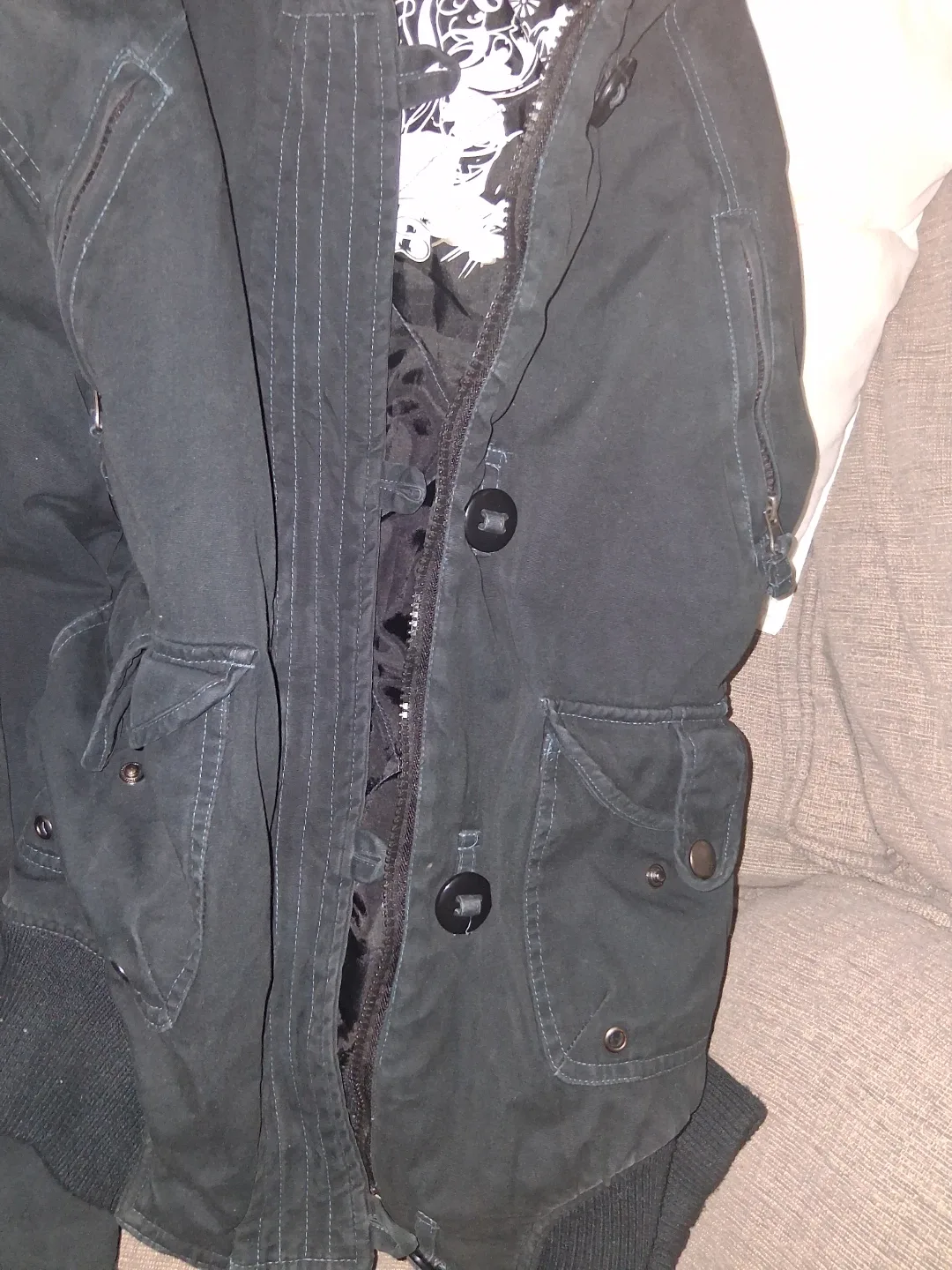 Friday London Black Winter Jacket - Size TC image indicator(3)