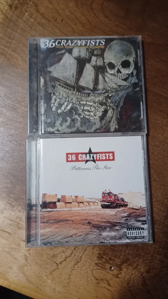 CD Bundle: 36 Crazyfists, Thrice, Testament image indicator(2)