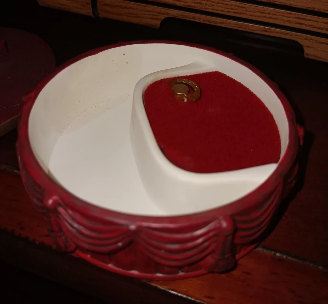 Gone With the Wind Music Box - photo 5