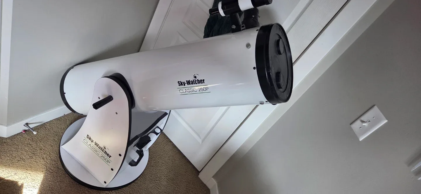 Sky-Watcher Classic 250P Telescope