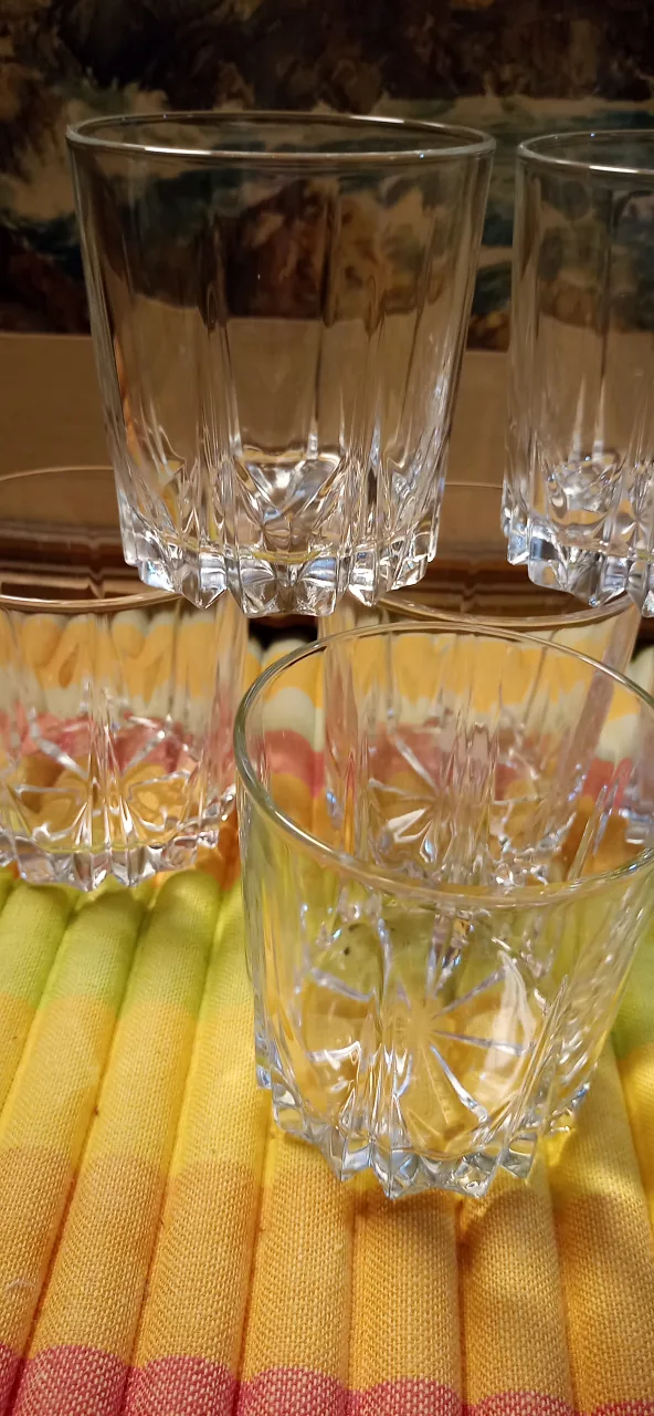 6 retro rock crystal glasses in mint condition image indicator(2)