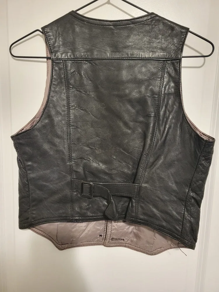 Vintage Leather Vest image indicator(2)