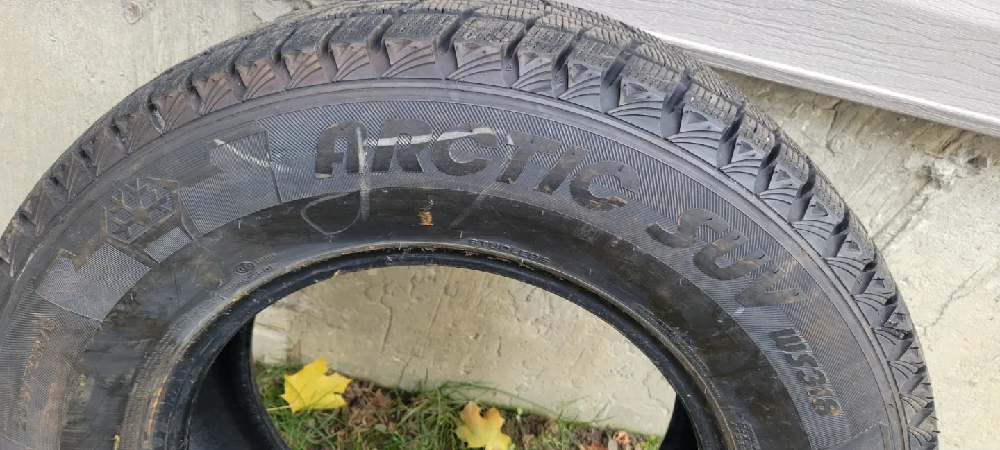 Arctic Claw Weathermaxx 235/70R16 Winter Tires image indicator(2)