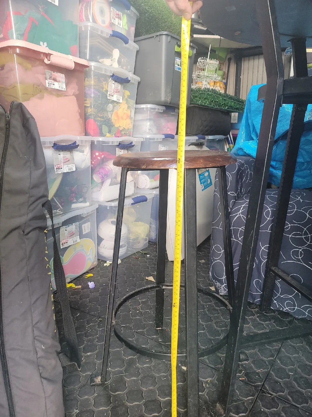 Round Wooden Pub Table with 2 Stools image indicator(6)