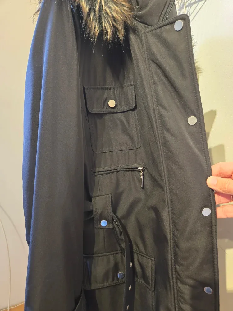 Noveltti Adorable Black Winter Coat XL/TG image indicator(5)