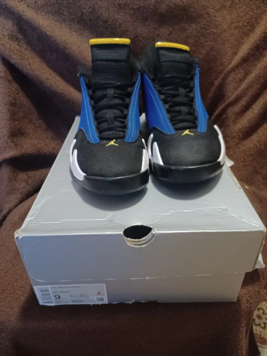 Jordan 14 laney 2023 size 9 image indicator(2)