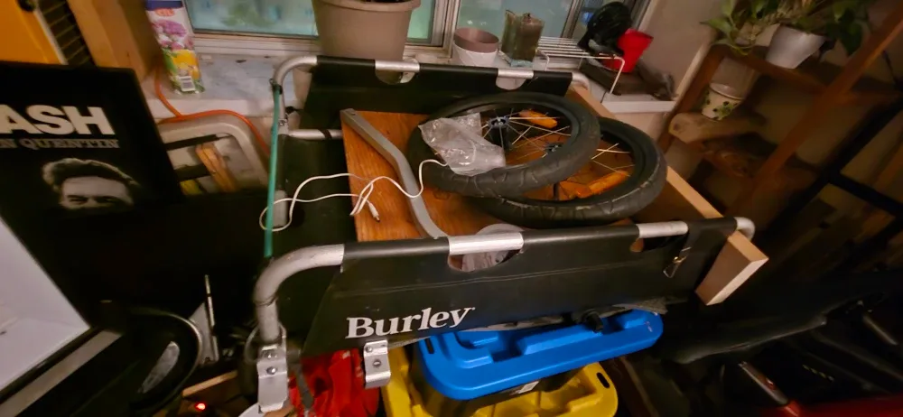 Burley Flatbed Bicycle Cargo Trailer