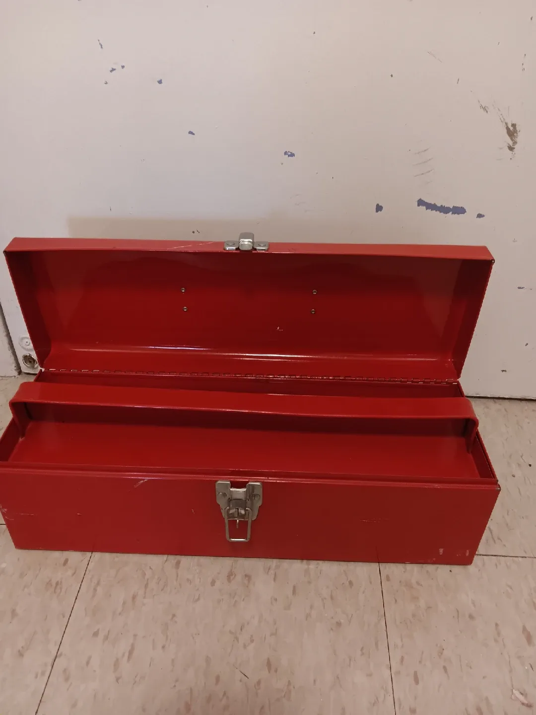Red Metal Toolbox 15 inches thumbnail