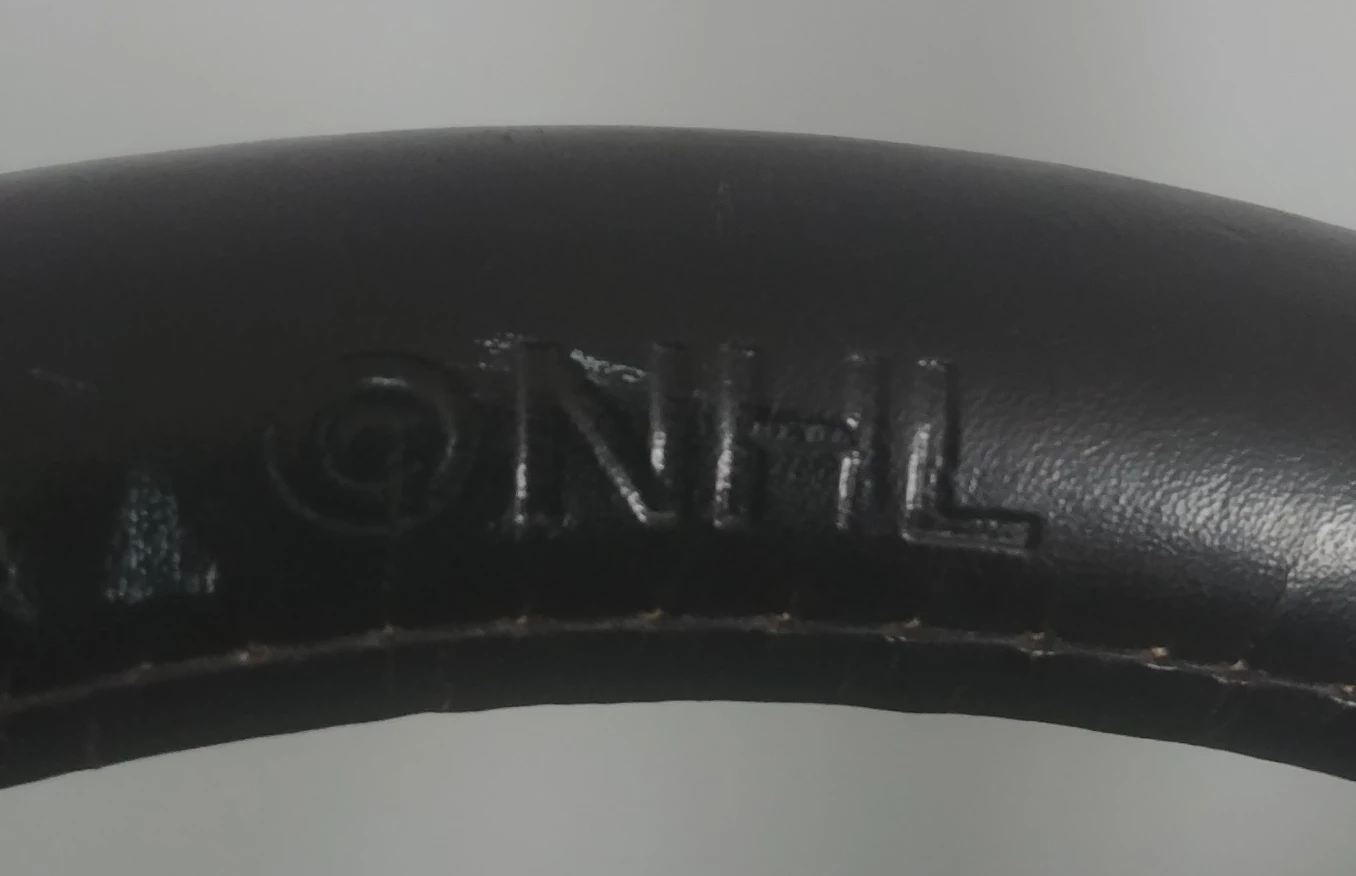 Toronto Maple Leafs NHL Steering Wheel Cover - photo 3