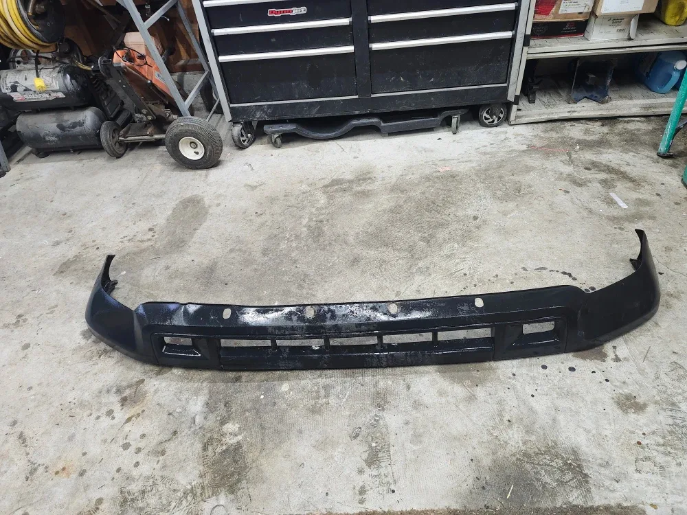 Ford e series frount bumper trim image indicator(2)