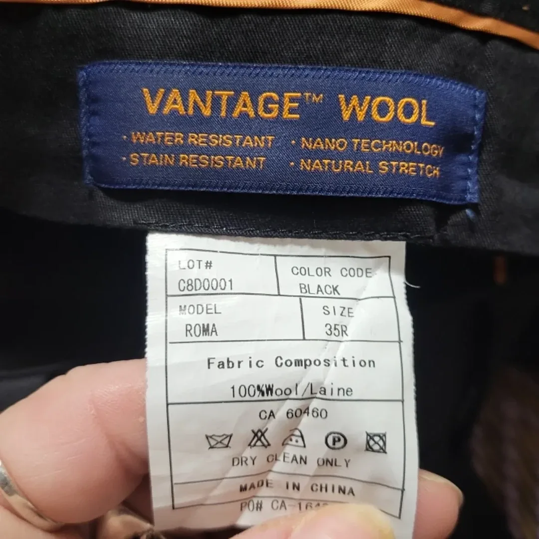 Paul Betenly Griffin Black Wool 3Pc Suit Size 42L- worn once image indicator(7)