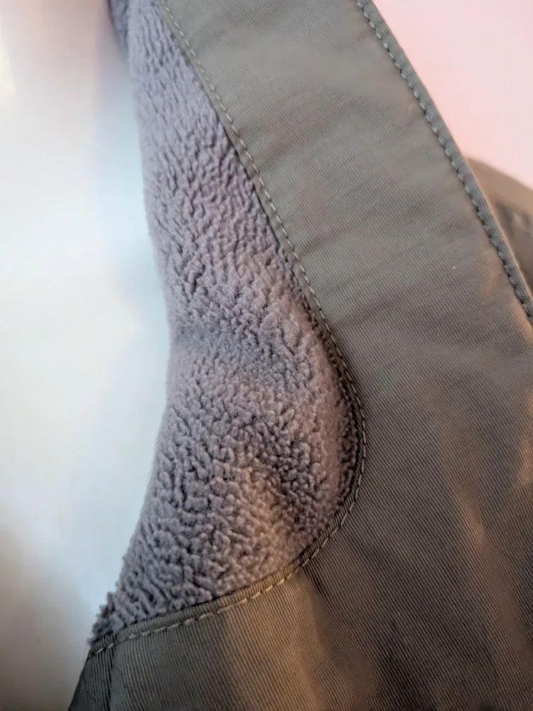 Men's Columbia khaki grey Men's Jacket - Size M gently used image indicator(5)