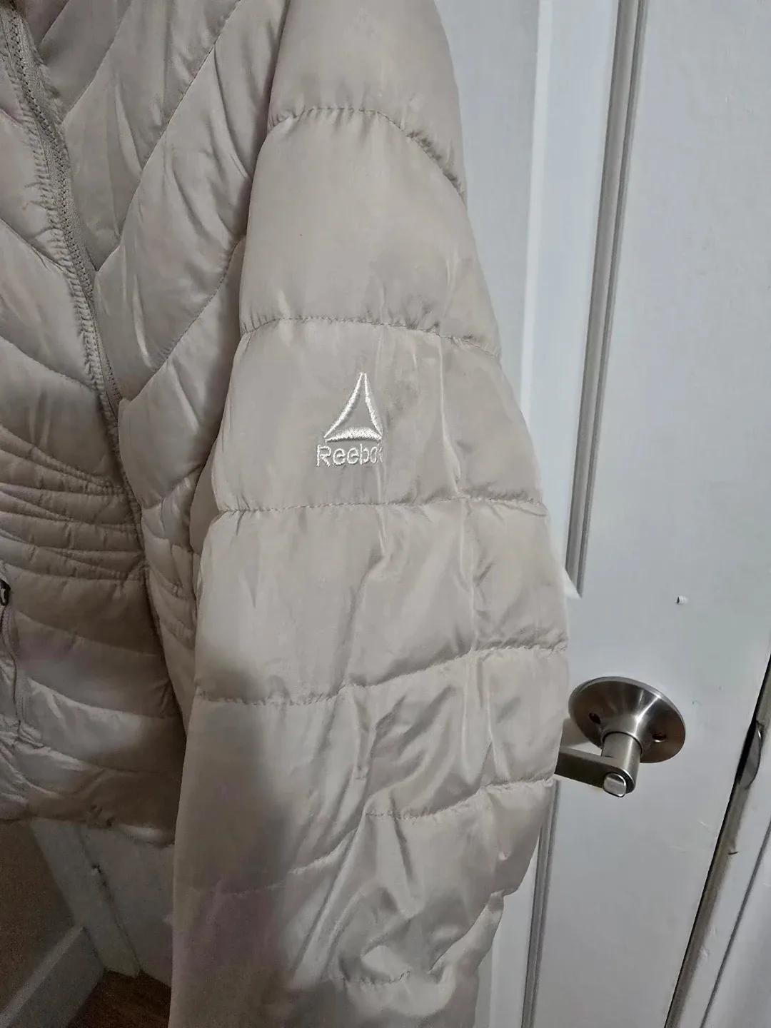 Reebok Reversible Jacket image indicator(3)