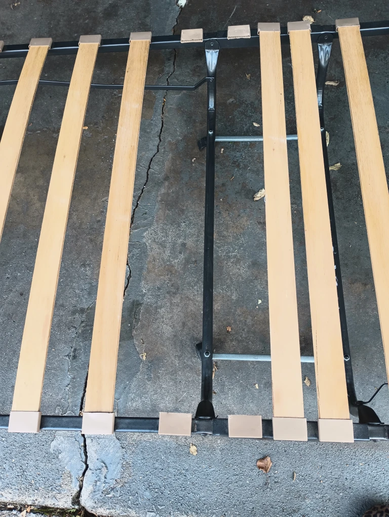 Bed Frame - photo 4