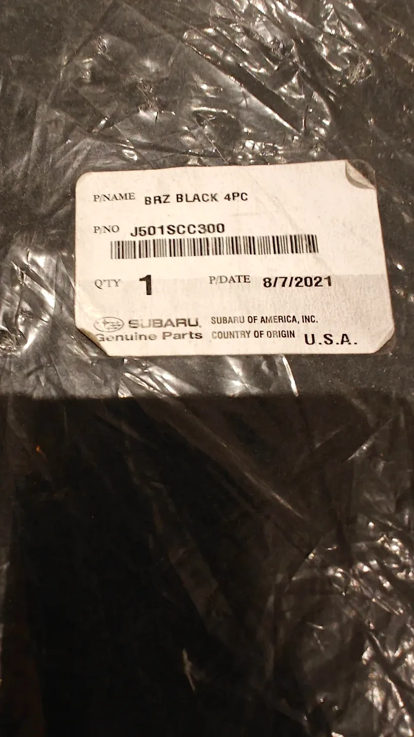 Subaru BRZ OEM Floor Mats UNOPENED image indicator(2)