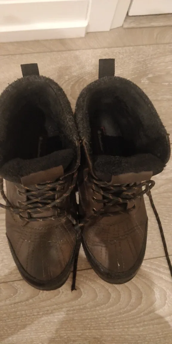 Men's winter boots - UK SIZE 8/ US 9