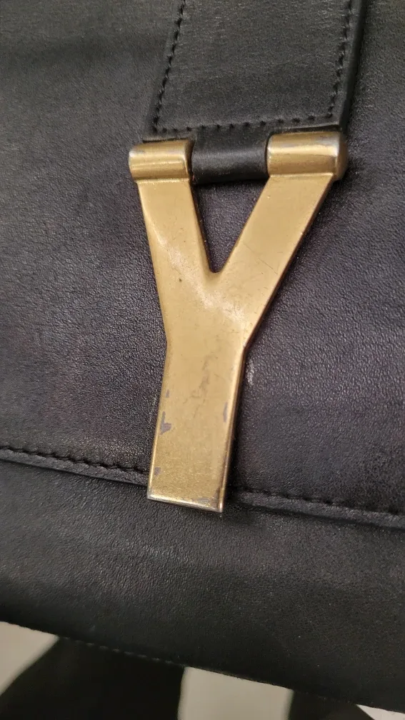 Authentic YSL clutch image indicator(5)